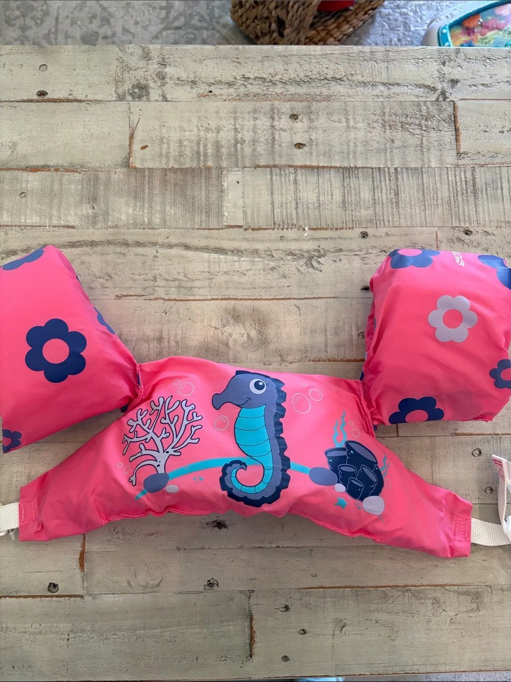 Stearns Pink Seahorse Puddle Jumper